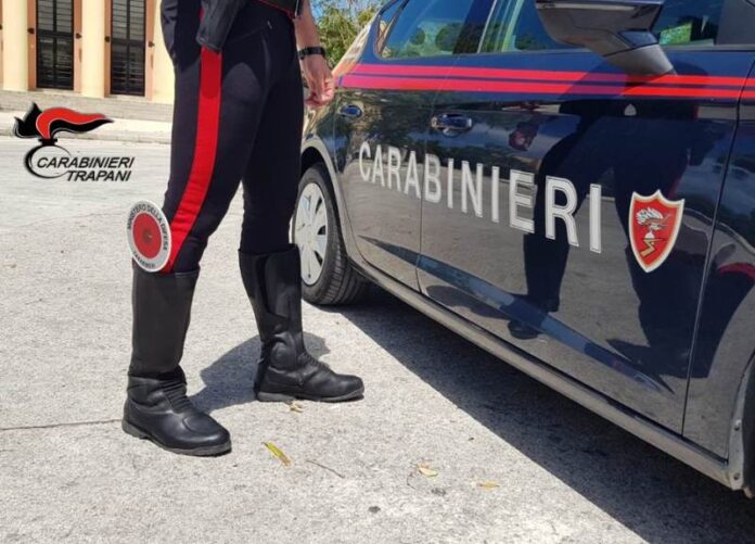 Marijuana e piante di cannabis sequestrate dai Carabinieri in un’abitazione di Marsala