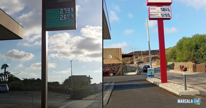 Tabelloni con i prezzi elevati di benzina e diesel in due distributori di Pantelleria