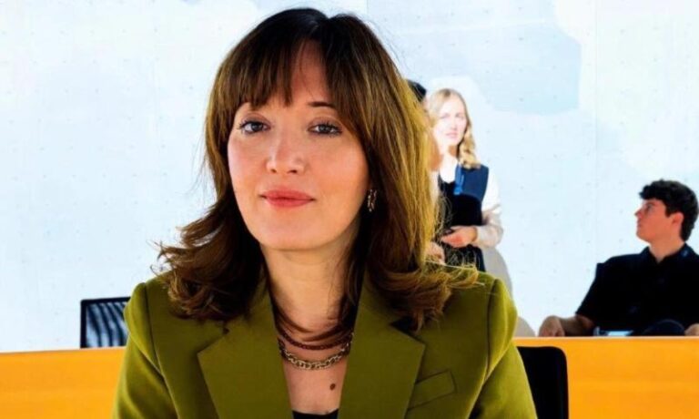 Giovannella Licari interviene con una nota politica sulla situazione amministrativa del Comune di Petrosino